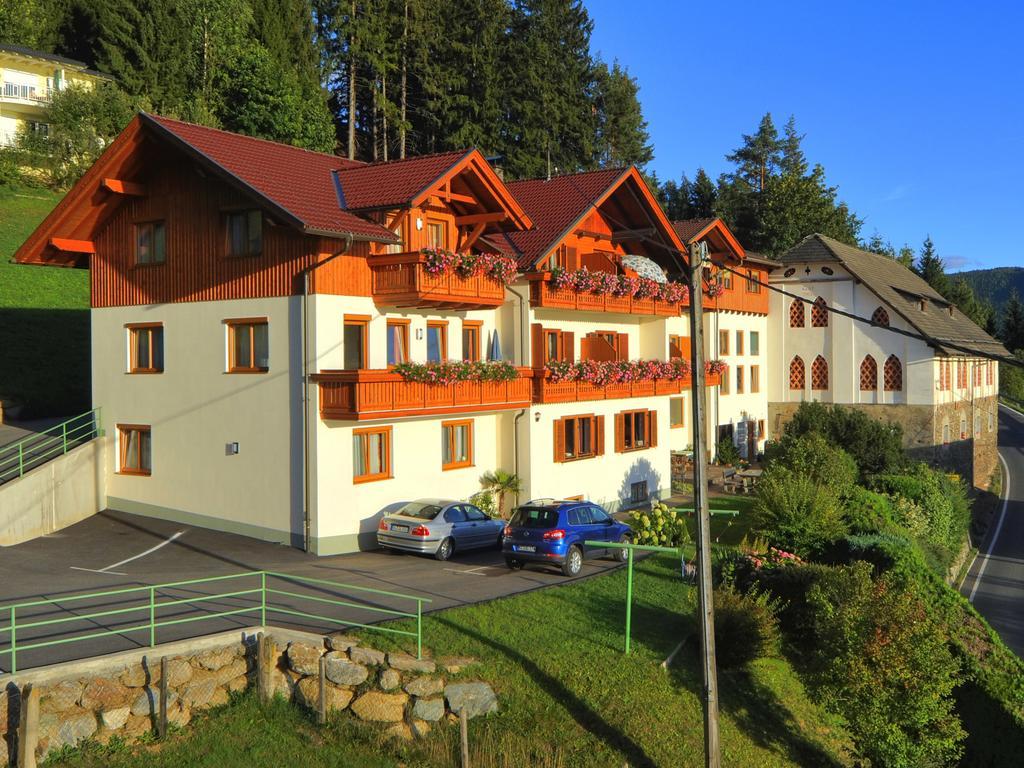 Fruehstueckspension Goetzfried-Hof Millstatt Kültér fotó
