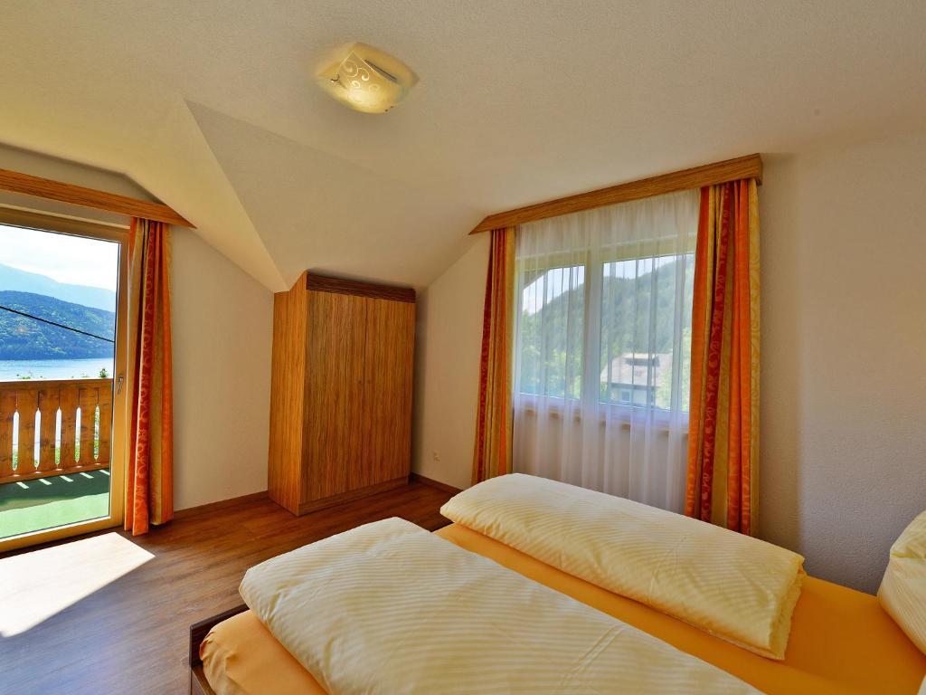 Fruehstueckspension Goetzfried-Hof Millstatt Szoba fotó